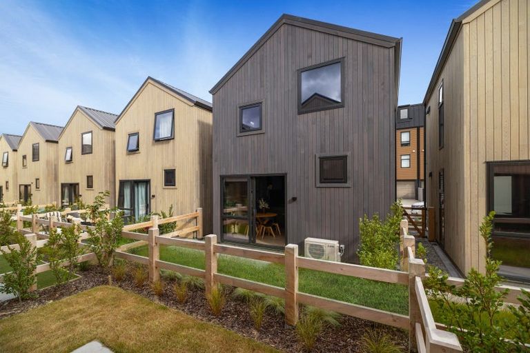 Photo of property in 13 O'meara Street, Swanson, Auckland, 0614