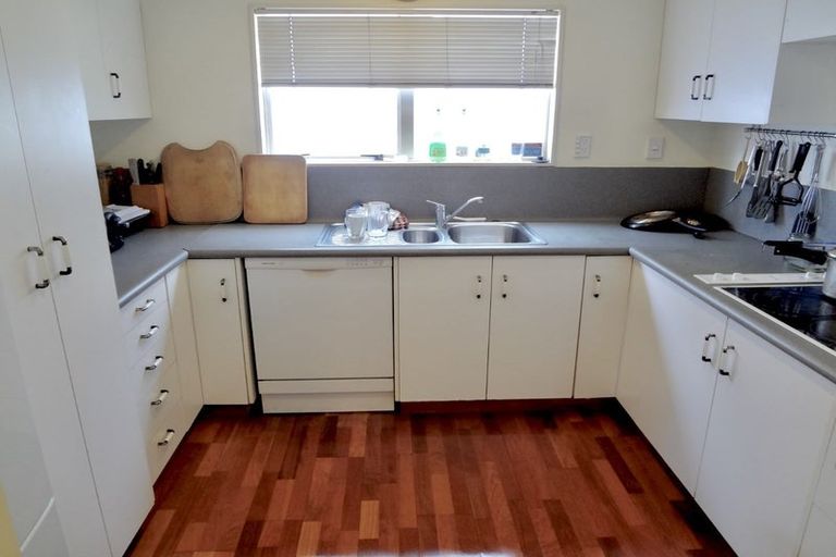 Photo of property in 4a Macdonald Crescent, Te Aro, Wellington, 6011