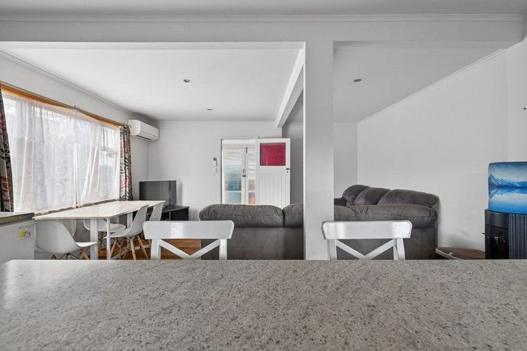 Photo of property in 1a Wellington Street, Feilding, 4702