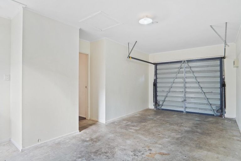 Photo of property in 2/14 Bellville Drive, Clendon Park, Auckland, 2103
