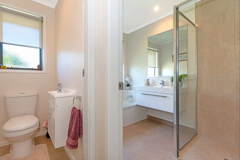 Photo of property in 36 Emily Street, Riverdale, Gisborne, 4010