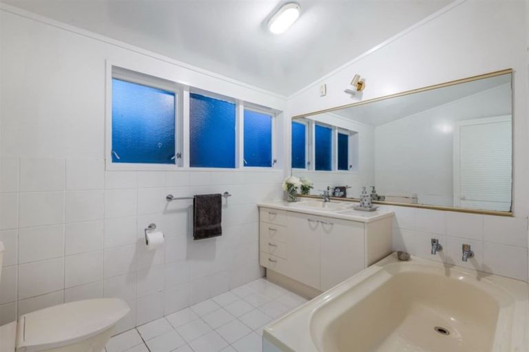 Photo of property in 29 Hobson Road, Lucas Heights, Auckland, 0632