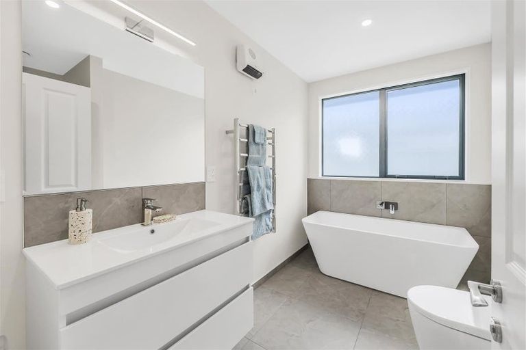 Photo of property in 44 Blakes Road, Belfast, Christchurch, 8051