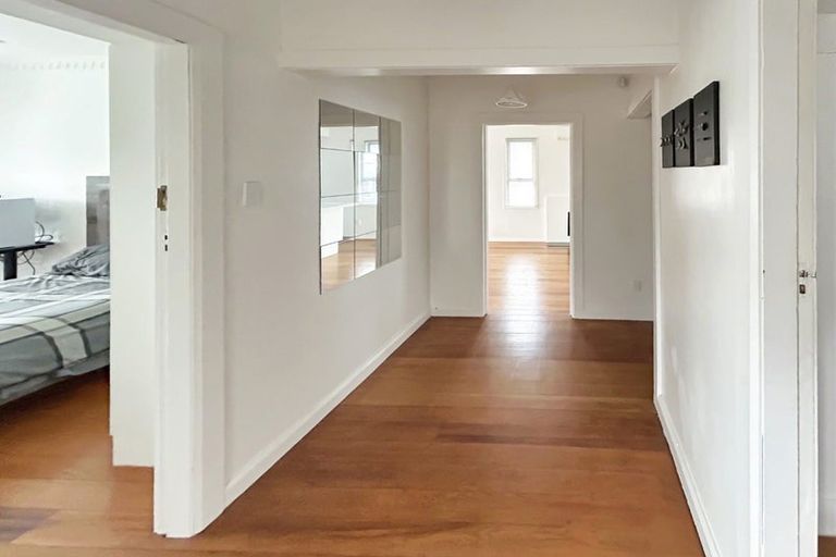 Photo of property in 37 Lyndhurst Street, Takaro, Palmerston North, 4412