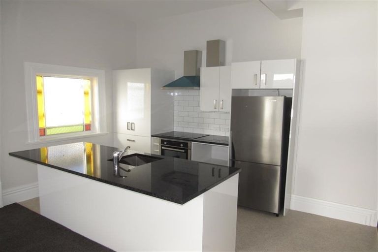 Photo of property in 67 Hawker Street, Mount Victoria, Wellington, 6011