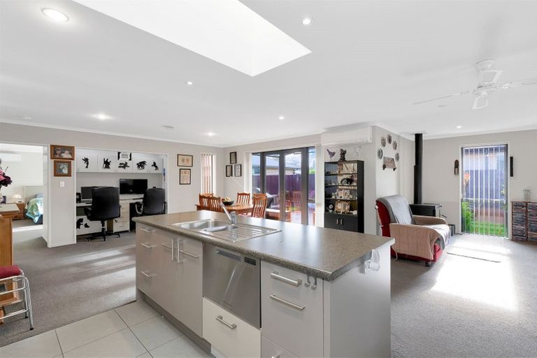 Photo of property in 3/6 Church Street, Amberley, 7410