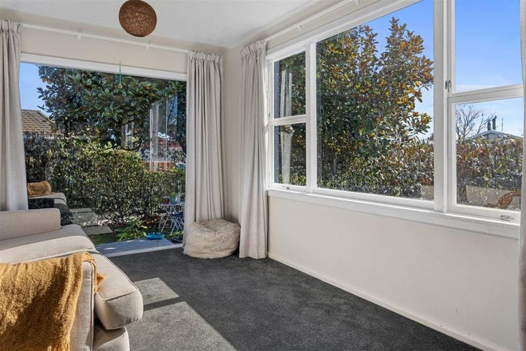 Photo of property in 7 Coates Place, Rangiora, 7400