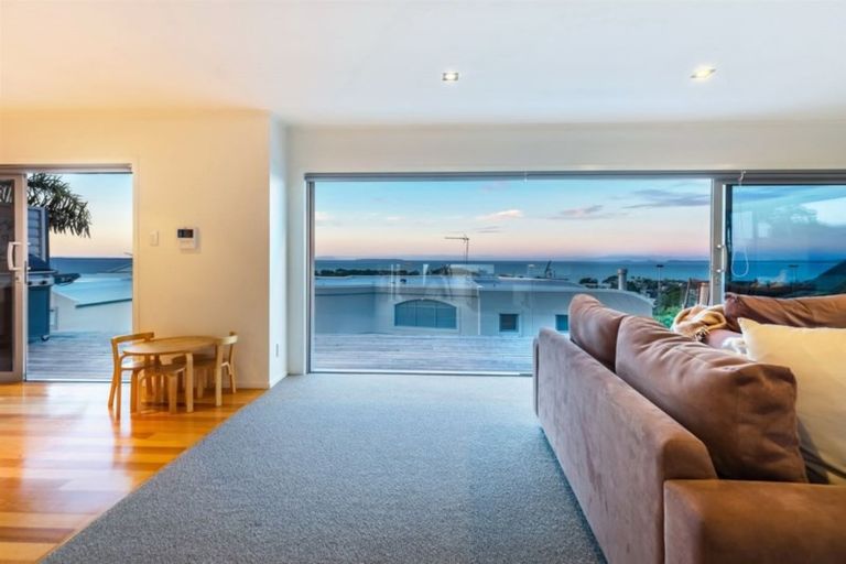 Photo of property in 3/65 Castor Road, Castor Bay, Auckland, 0620