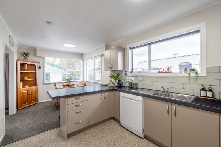 Photo of property in 45 Edinburgh Crescent, Waikiwi, Invercargill, 9810