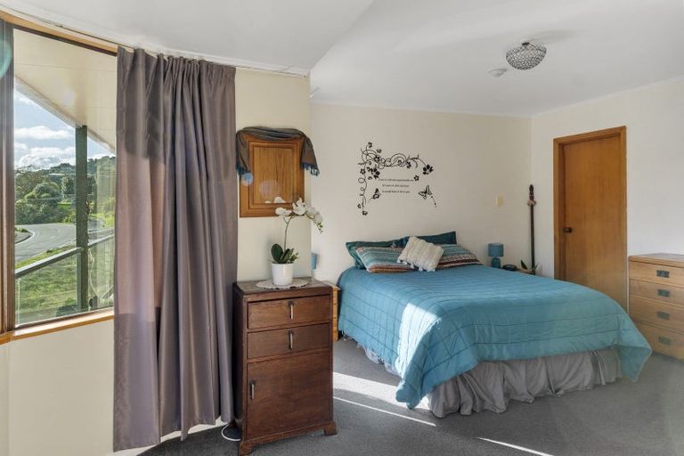 Photo of property in 318 Waikawa Road, Waikawa, Picton, 7220