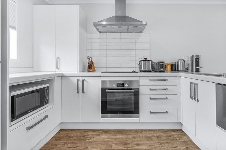 Photo of property in 5/5 Jones Crescent, Melville, Hamilton, 3206