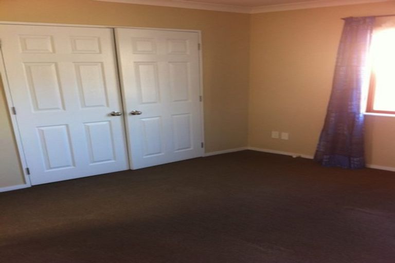 Photo of property in 63c Redoubt Road, Goodwood Heights, Auckland, 2105