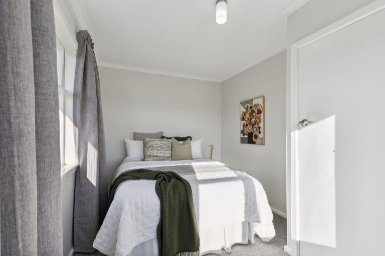 Photo of property in 3 Grenfell Drive, Karori, Wellington, 6012