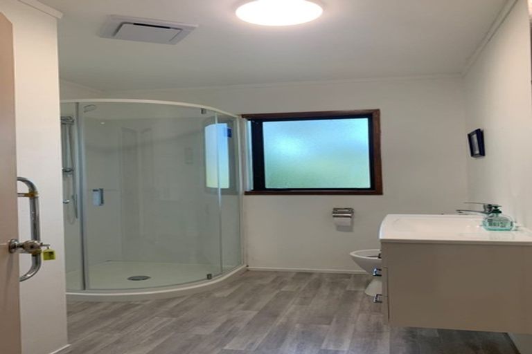 Photo of property in 4/20 Reid Road, New Lynn, Auckland, 0600