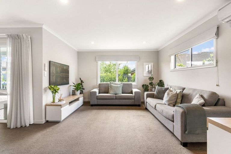 Photo of property in 18 Excelsa Place, Papamoa Beach, Papamoa, 3118