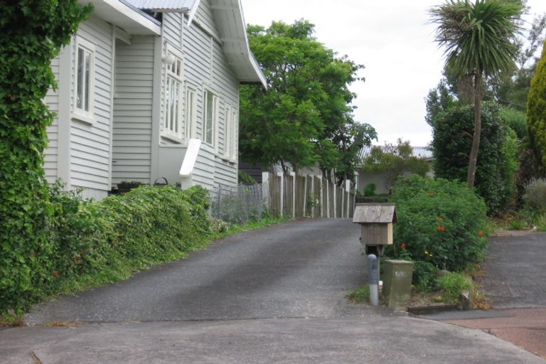 Photo of property in 138a New Windsor Road, New Windsor, Auckland, 0600