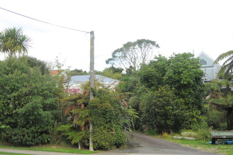 Photo of property in 77 Brois Street, Frankleigh Park, New Plymouth, 4310