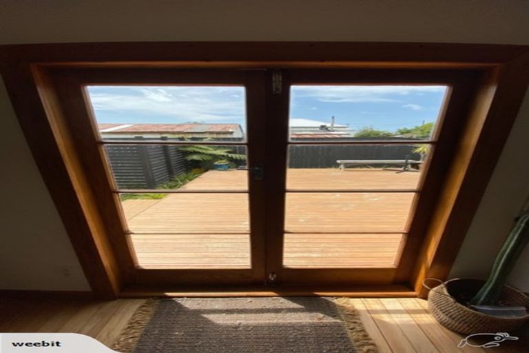 Photo of property in 1 Watson Street, Westport, 7825