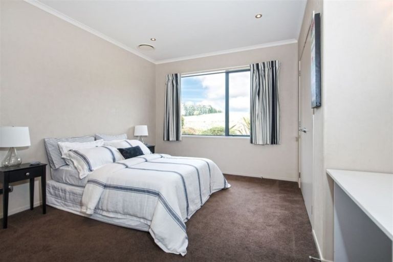 Photo of property in 131 Foster Road, Kumeu, 0891