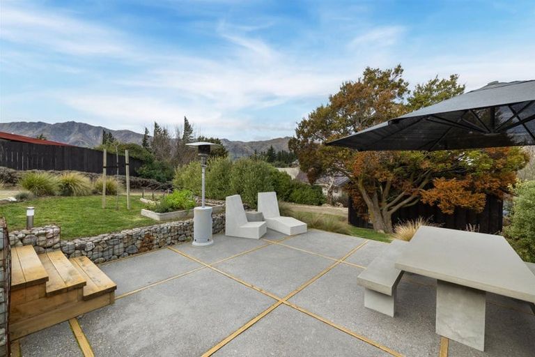 Photo of property in 275 Lakeview Terrace, Lake Hawea, Wanaka, 9382