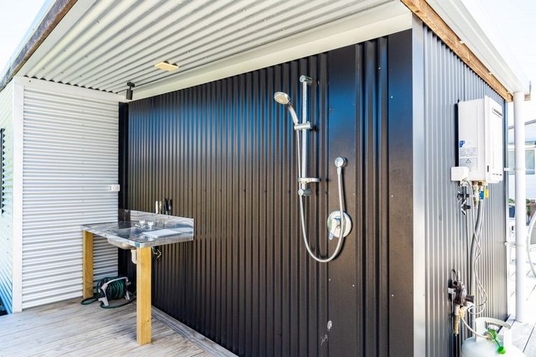 Photo of property in 22 Wharua Road, Oakura, Hikurangi, 0184