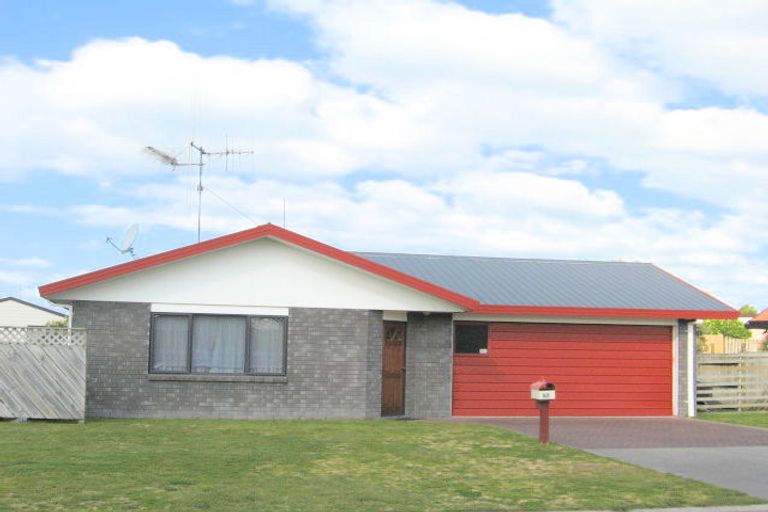 Photo of property in 57 Kane Road, Papamoa Beach, Papamoa, 3118