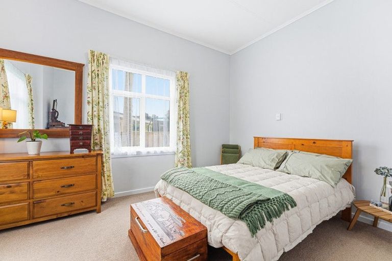 Photo of property in 52 Parsons Street, Saint Johns Hill, Whanganui, 4501