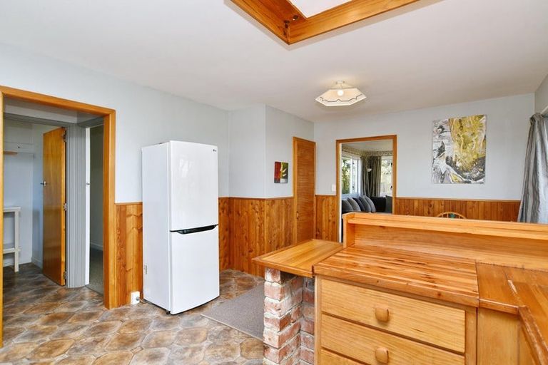 Photo of property in 32 Ashwood Street, Parklands, Christchurch, 8083