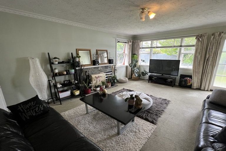 Photo of property in 16 Joyce Crescent, Ilam, Christchurch, 8041