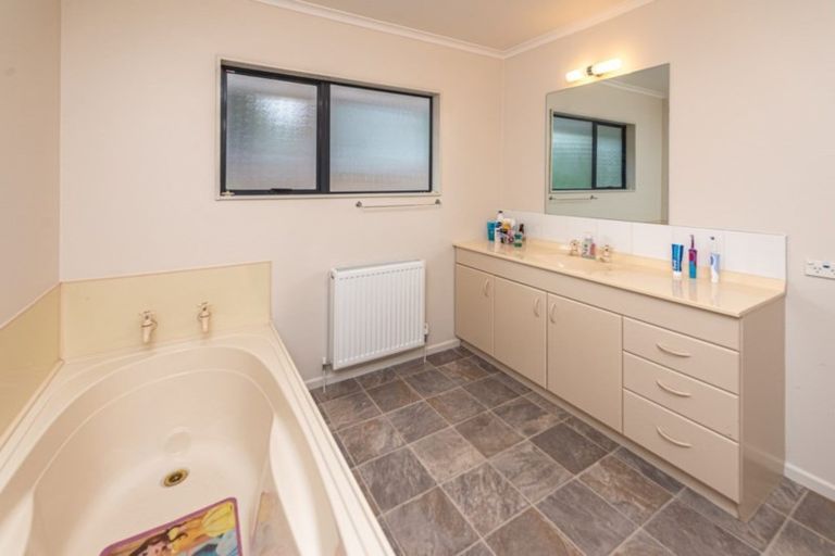 Photo of property in 23 Titter Place, Springvale, Whanganui, 4501