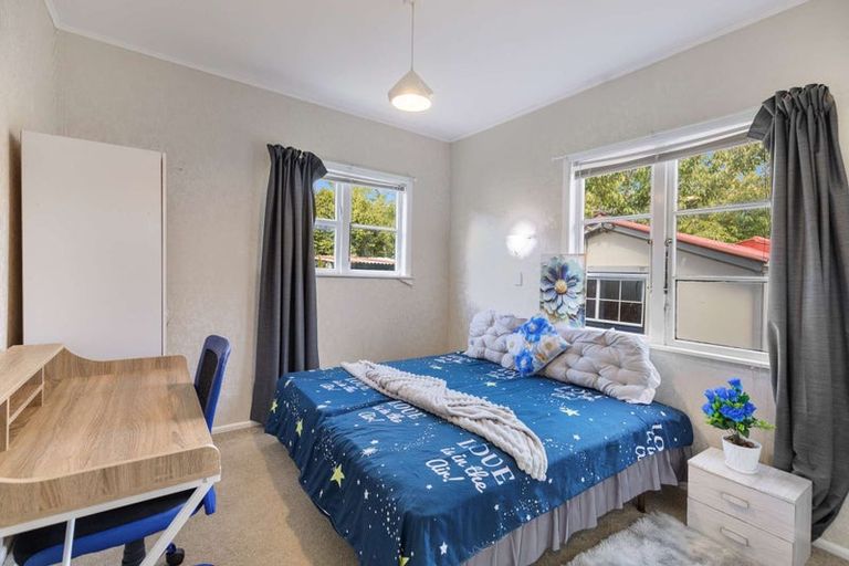 Photo of property in 28 Oxford Street, Hokowhitu, Palmerston North, 4410
