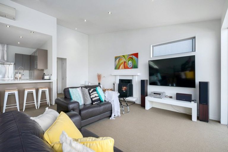 Photo of property in 10b Olivers Place, Queenstown, 9300