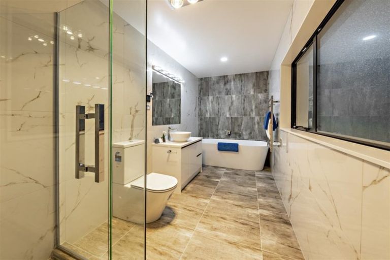 Photo of property in 22 Mcquoids Road, Flat Bush, Auckland, 2019