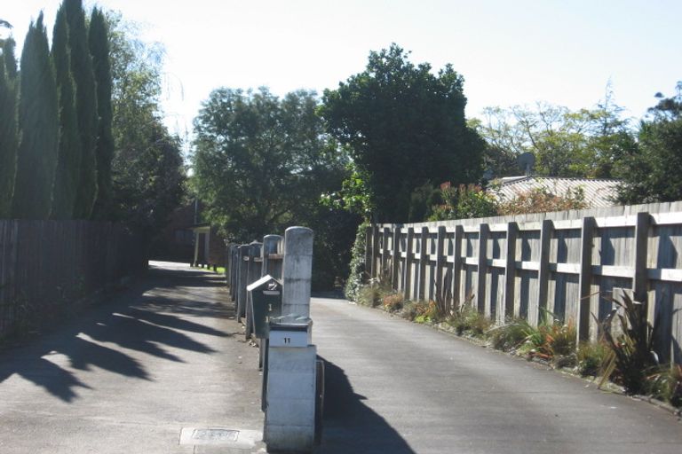 Photo of property in 2/12 Prestwick Place, Wattle Downs, Auckland, 2103