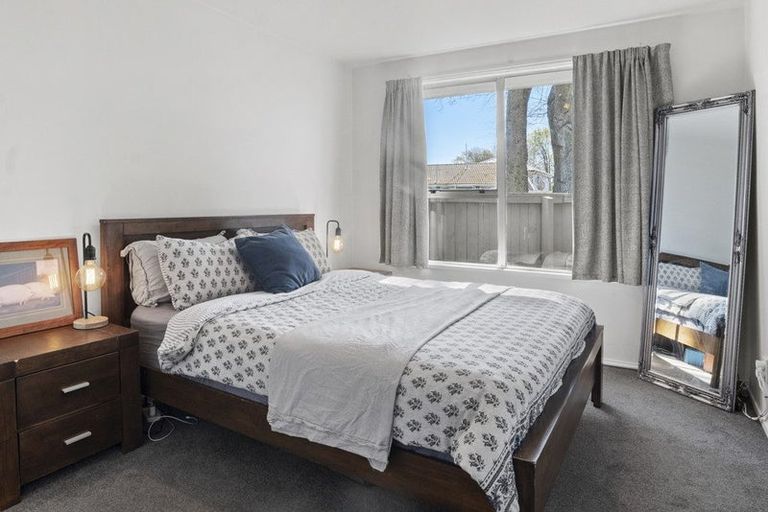 Photo of property in 1/649 Main North Road, Belfast, Christchurch, 8051