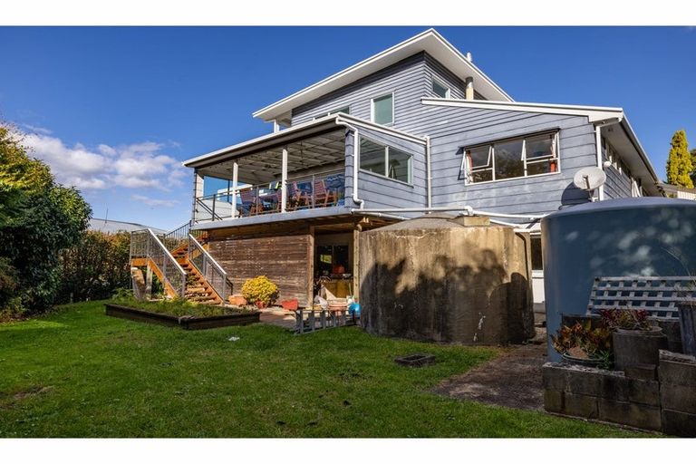 Photo of property in 84 Rangitane Loop Road, Kerikeri, 0294