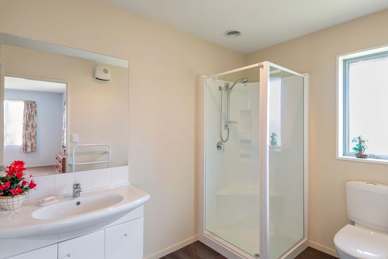 Photo of property in 7 Moeraki Place, Hei Hei, Christchurch, 8042