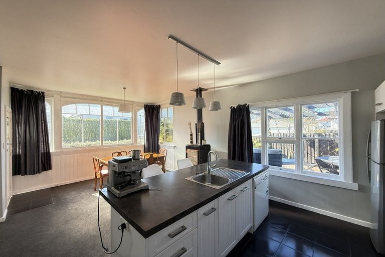 Photo of property in 102 Woodham Road, Linwood, Christchurch, 8062