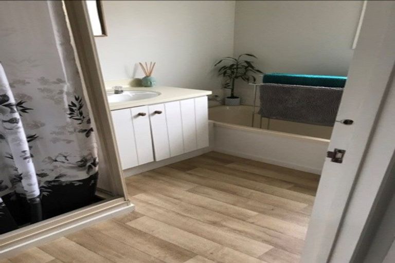 Photo of property in 3/10 Wood Street, Papakura, 2110