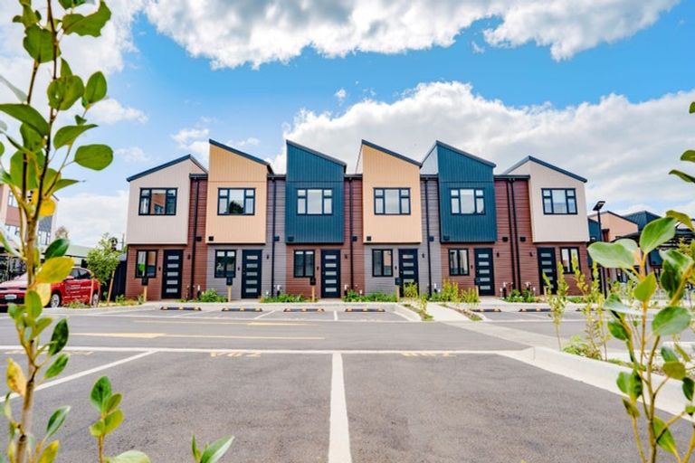 Photo of property in 79c Kindergarten Drive, Conifer Grove, Takanini, 2112