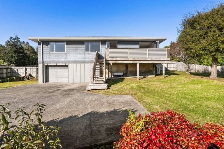 Photo of property in 106 Patiki Place, Whangamata, 3620