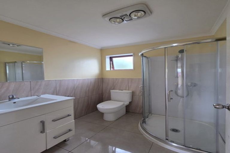 Photo of property in 63 Alabaster Drive, Papatoetoe, Auckland, 2025