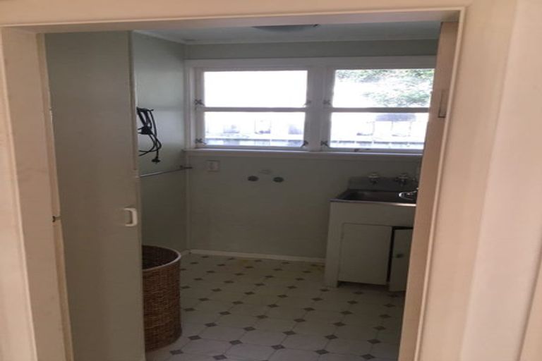 Photo of property in 10 Hohiria Street, Waikanae Beach, Waikanae, 5036