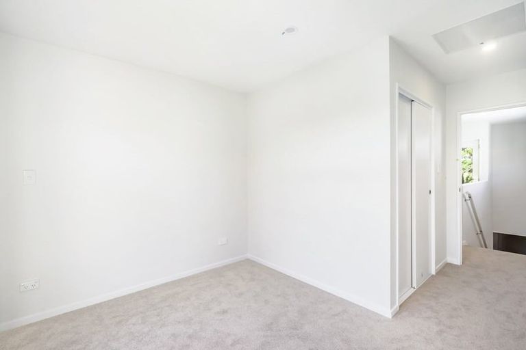 Photo of property in 14 Whai Hua Lane, Mangere Bridge, Auckland, 2022