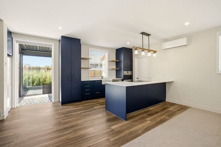 Photo of property in 2/18 Cheviot Street, Spreydon, Christchurch, 8024