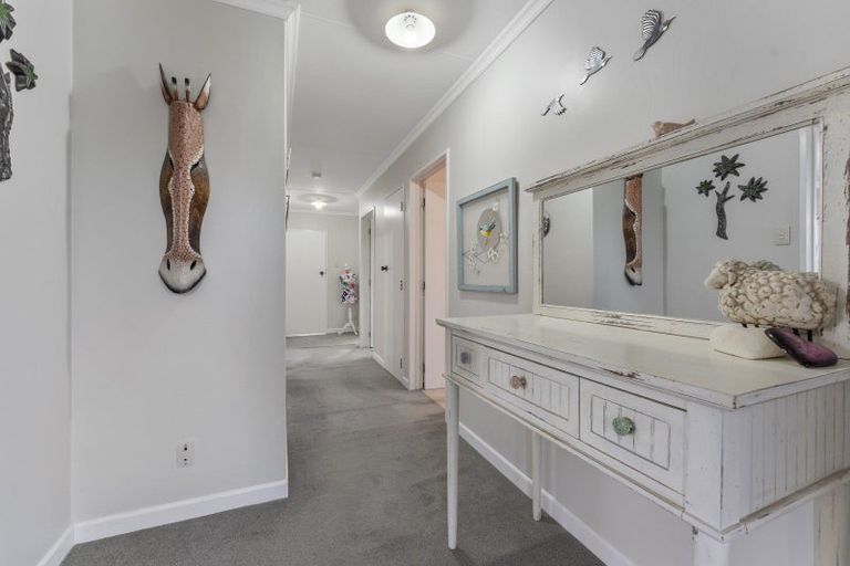 Photo of property in 55 Phillips Street, Sanson, 4817