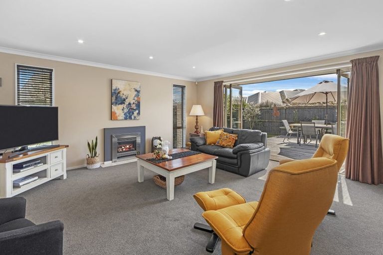 Photo of property in 7 Shield Place, Halswell, Christchurch, 8025