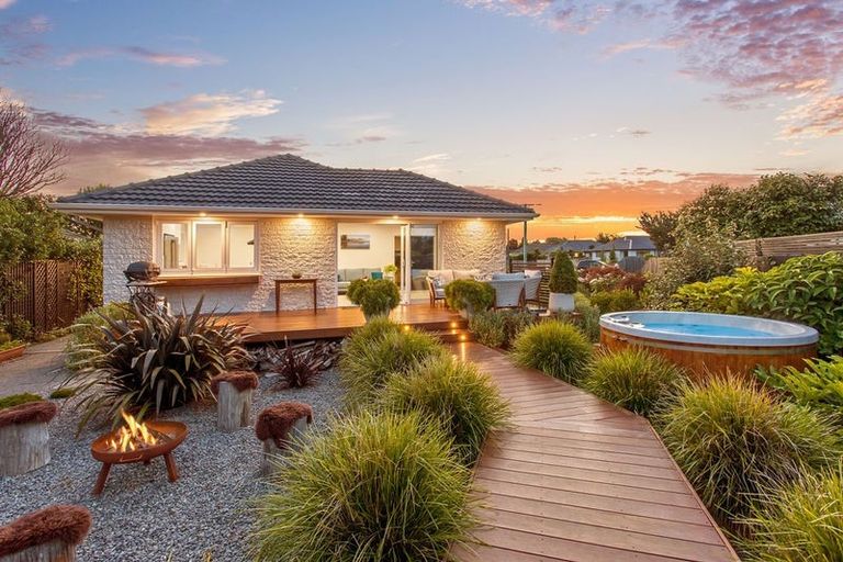 Photo of property in 14 Tekoa Place, Hoon Hay, Christchurch, 8025