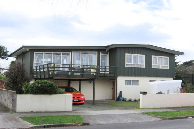 Photo of property in 27 Heatley Avenue, Hokowhitu, Palmerston North, 4410