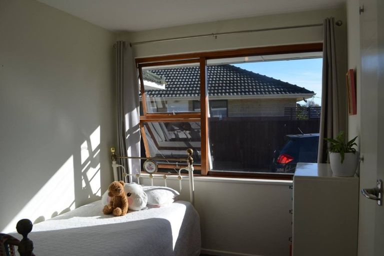 Photo of property in 230 Beach Road, North New Brighton, Christchurch, 8083